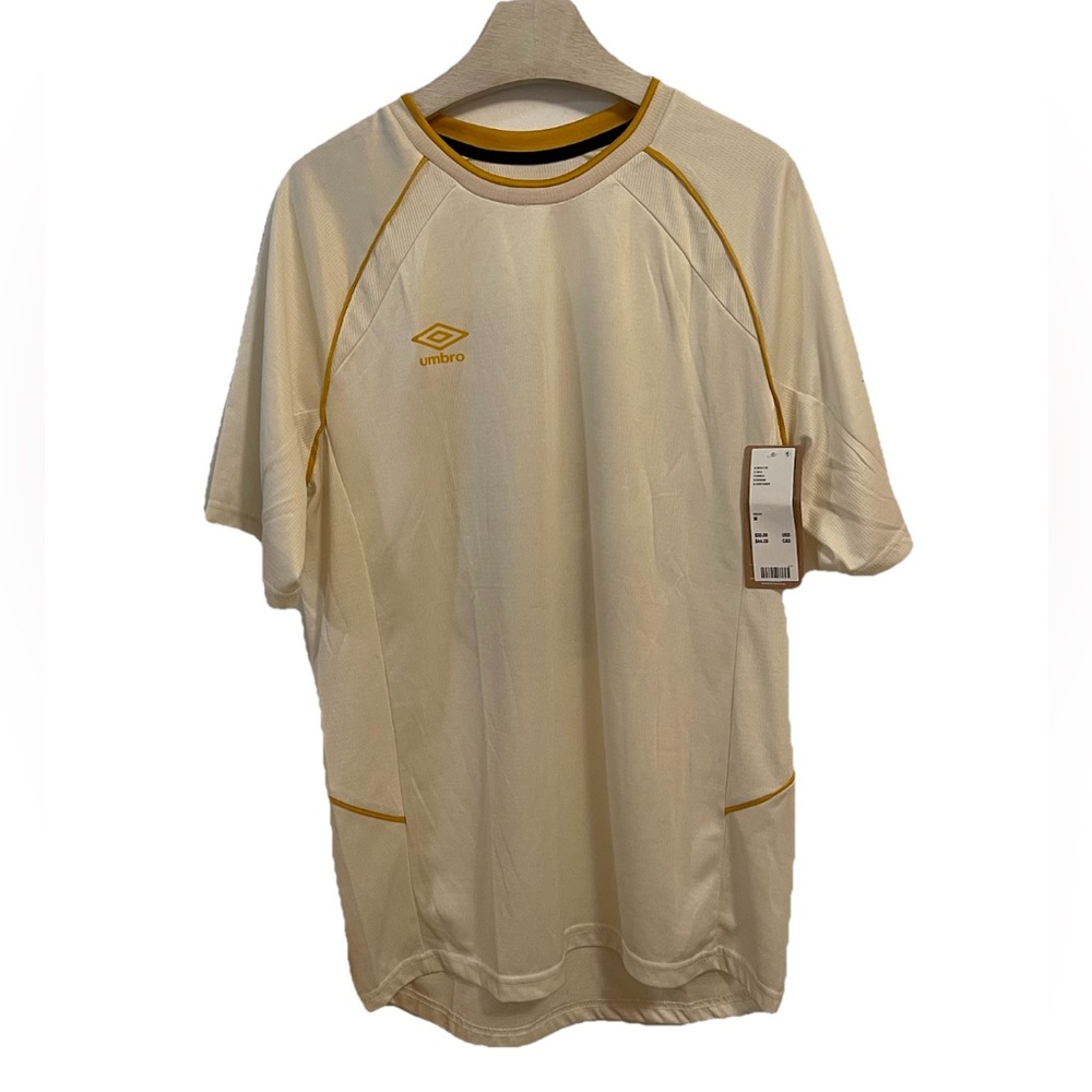Umbro Jersey Tee Medium Number 9 NWT Urban Outfitters Exclusive Cream Gold